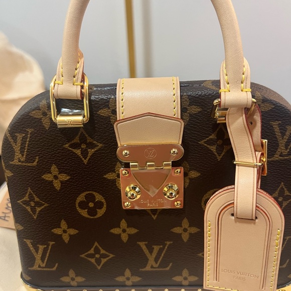 Louis Vuitton Monogram Alma BB trunk BNIB 2024-25 collection - Picture 4 of 7